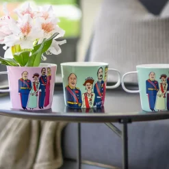Anette Moi Kongefamilien Mint Krus