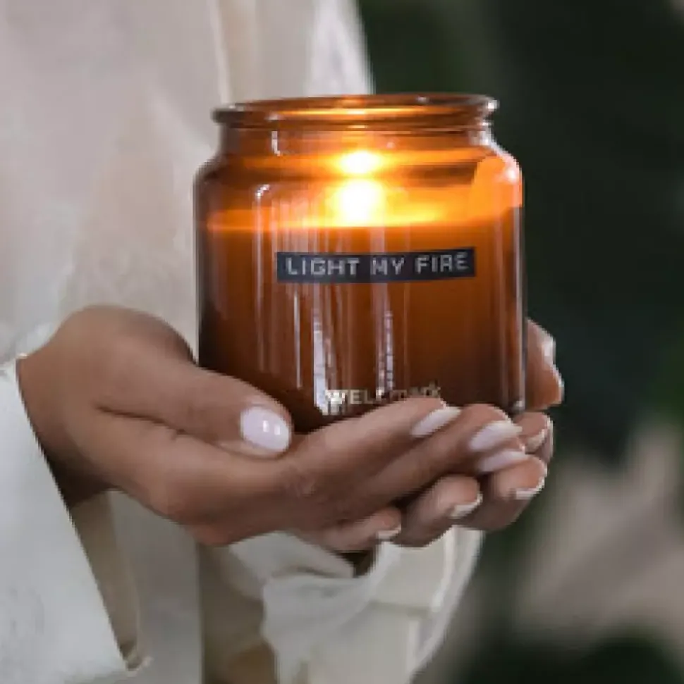 Duftlys "Light My Fire" Cedarwood