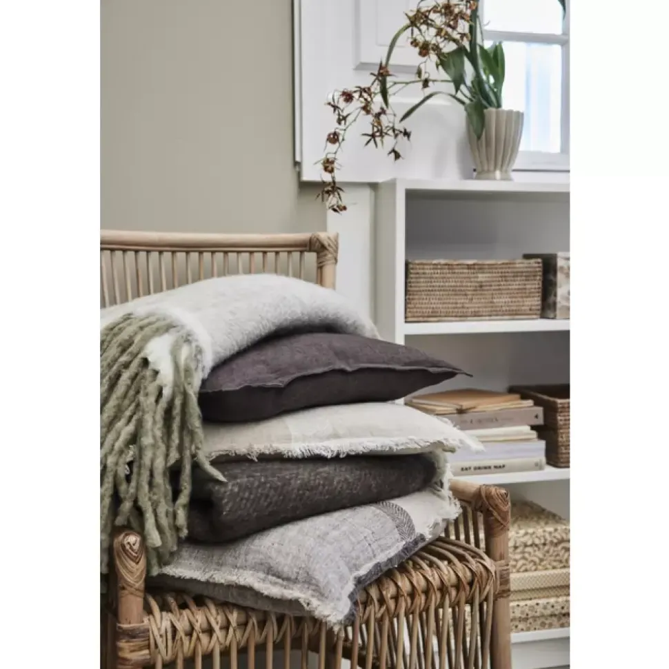 Essia Pledd 170x130cm Lys