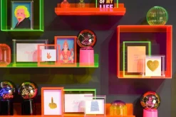 Glowmance Lysende Kule Med Neonlys - Lips