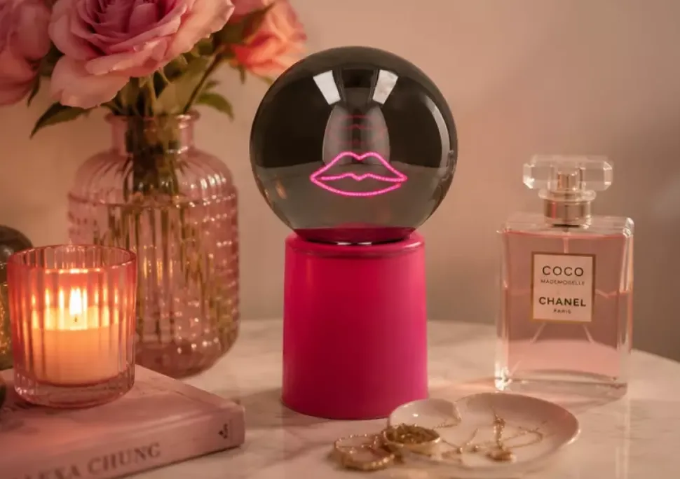 Glowmance Lysende Kule Med Neonlys - Lips