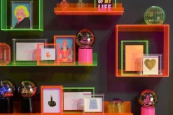 Glowmance Lysende Kule Med Neonlys - Fingeren