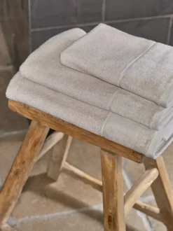 Halvor Bakke Clifton håndkle 50x100 Beige / Pure cashmere