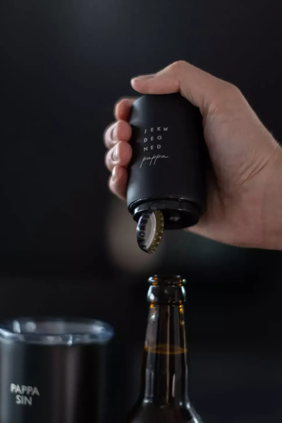 Jekk Deg Ned Pappa Automatisk Flaskeåpner