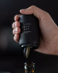 Jekk Deg Ned Pappa Automatisk Flaskeåpner