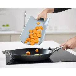 Joseph Joseph - Chop2pot - Skjærebrett S/2