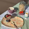 Keramikkopp Med Pregede Blomster Lilla