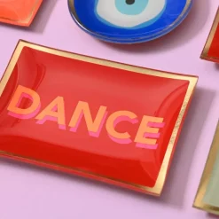 Love Plates - Dance