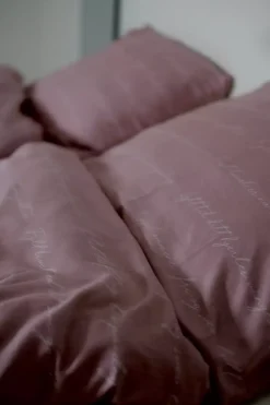 Lykketegning Sengesett Sateng Rosa 140x200