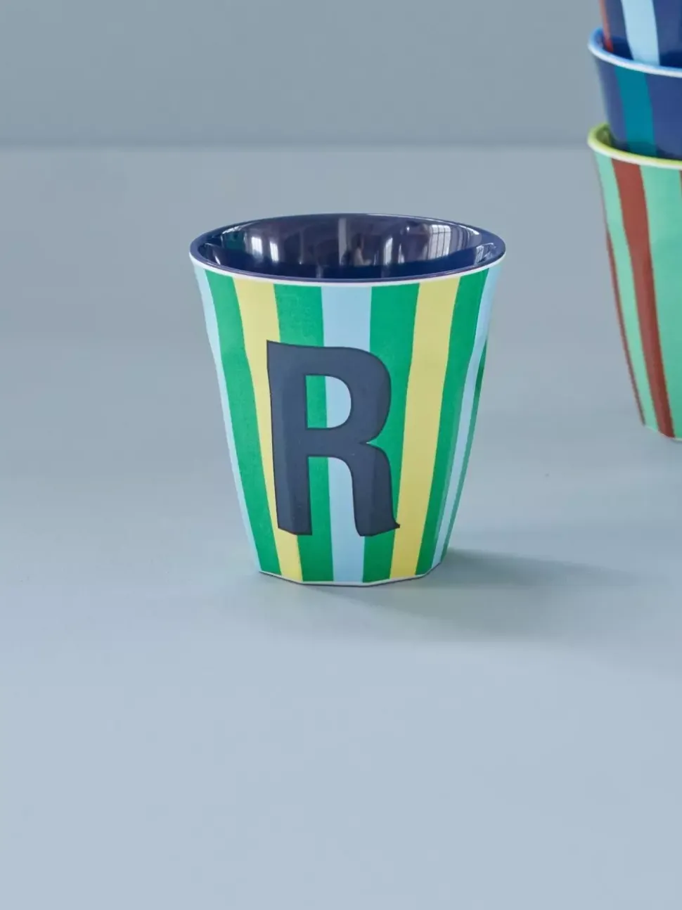 Melamin Bokstavkopp R H9 Striper