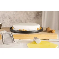 Modern House - bAYk - Fondantjevner