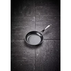 Modern House - Black line - Stekepanne 20 cm - 0,9 l