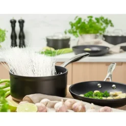 Modern House - Black line - Stekepanne 20 cm - 0,9 l
