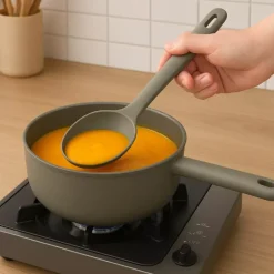 Modern House - Kitchen Things - Kjøkkenskje