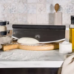 Modern House - Pizza Angels - Pizzadeler