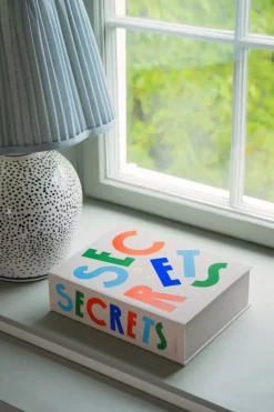 Oppbevaringsboks - Secrets