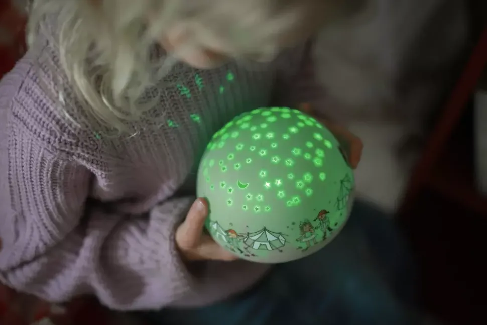 Pippi Langstrømpe Nattlampe Med Stjernehimmel Og Musikk