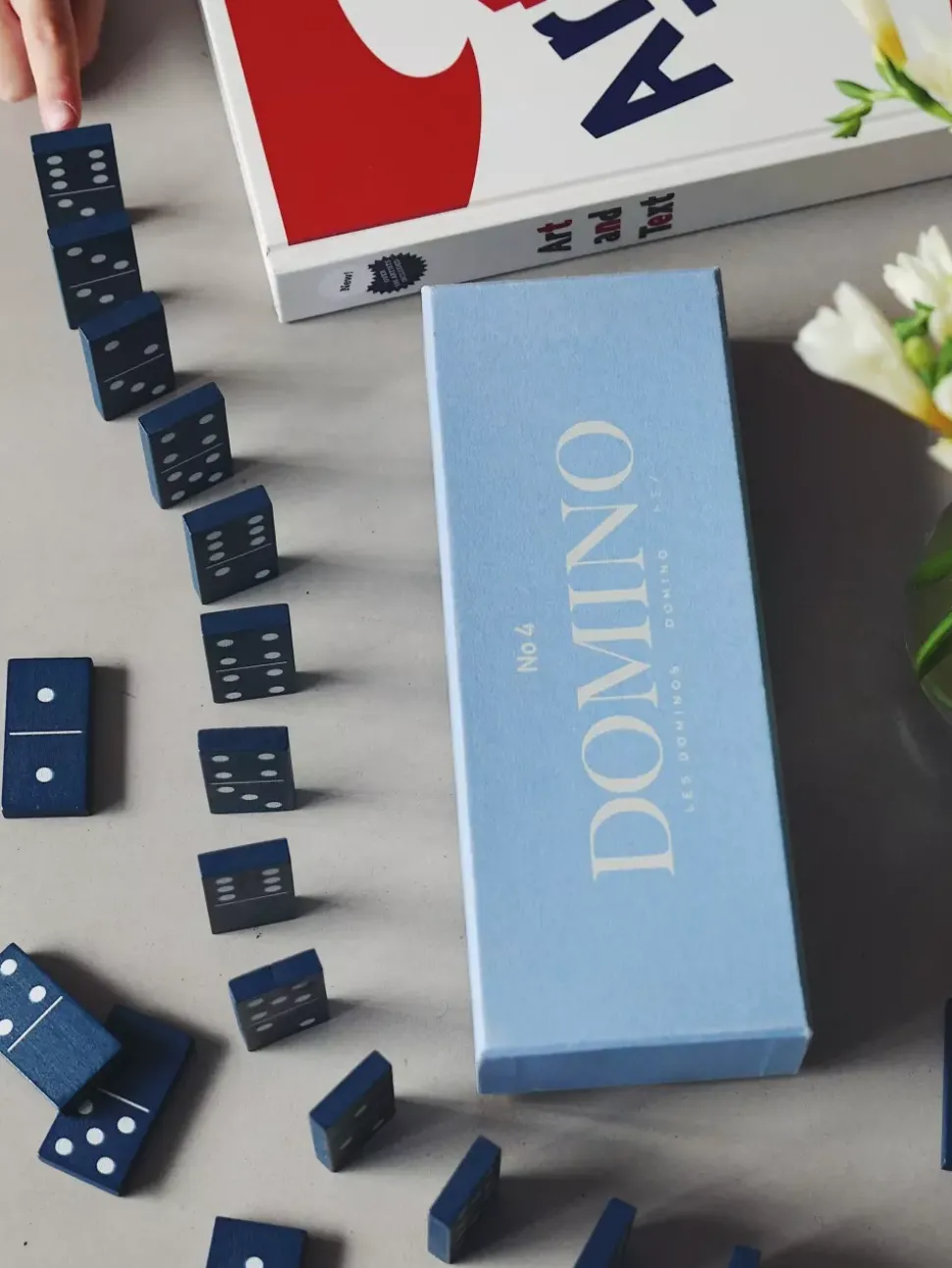 Play - Domino