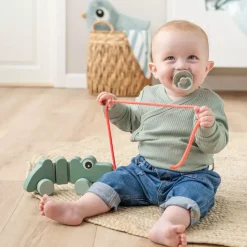 Pull Along Croco