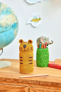 Raffia Heklet Penal / Veske I Tigerform