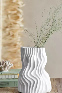 Sahal Vase