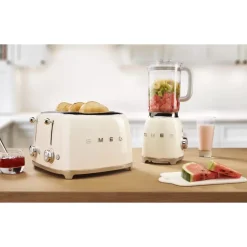 Smeg Brødrister 2000W Krem