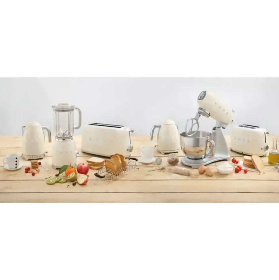 SMEG - KLF03 - Vannkoker - 1,7 l