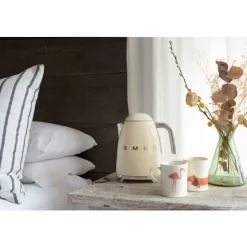 SMEG - KLF03 - Vannkoker - 1,7 l