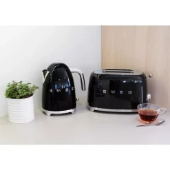 SMEG - KLF03 - Vannkoker - 1,7 l