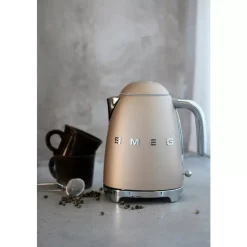 SMEG - KLF03 - Vannkoker - 1,7 l Gull