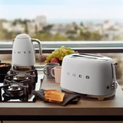 SMEG - KLF03 - Vannkoker - 1,7 l Hvit