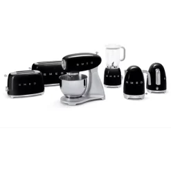 SMEG - KLF04 - Vannkoker - 1,7 l Svart