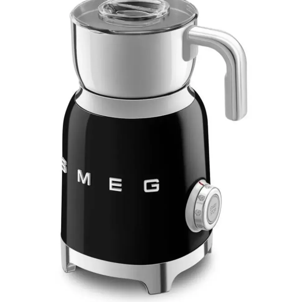 SMEG - MFF11 - Melkeskummer - 600 ml Svart