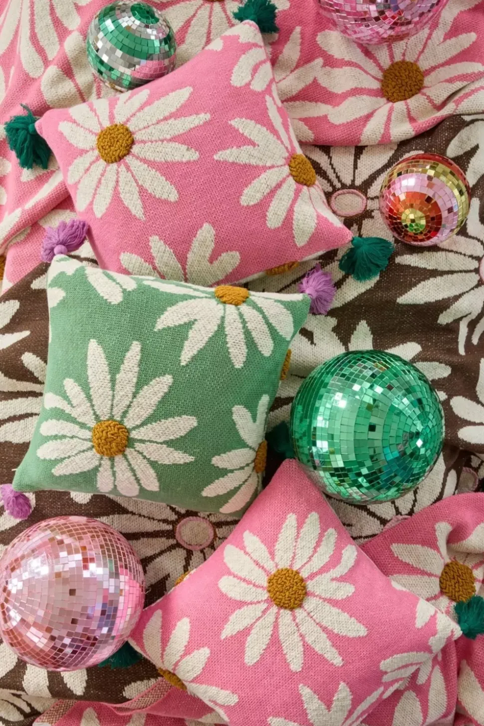 Strikket Pute Med Dusker Rosa