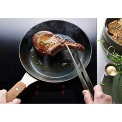 Woll - Carbon steel - Sautepanne 20 cm - 1,6 l