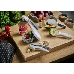 Zyliss - Tool - 4 in 1 - Avokadoskreller